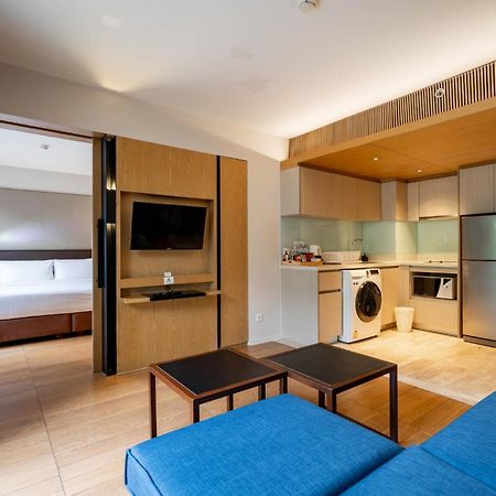 Arcadia Suites Bangkok Buitenkant foto