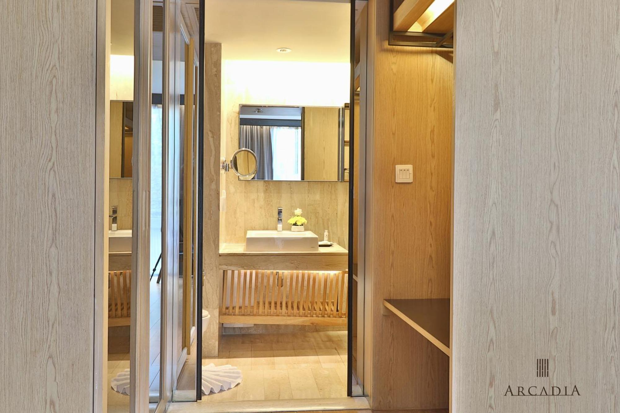 Arcadia Suites Bangkok Kamer foto
