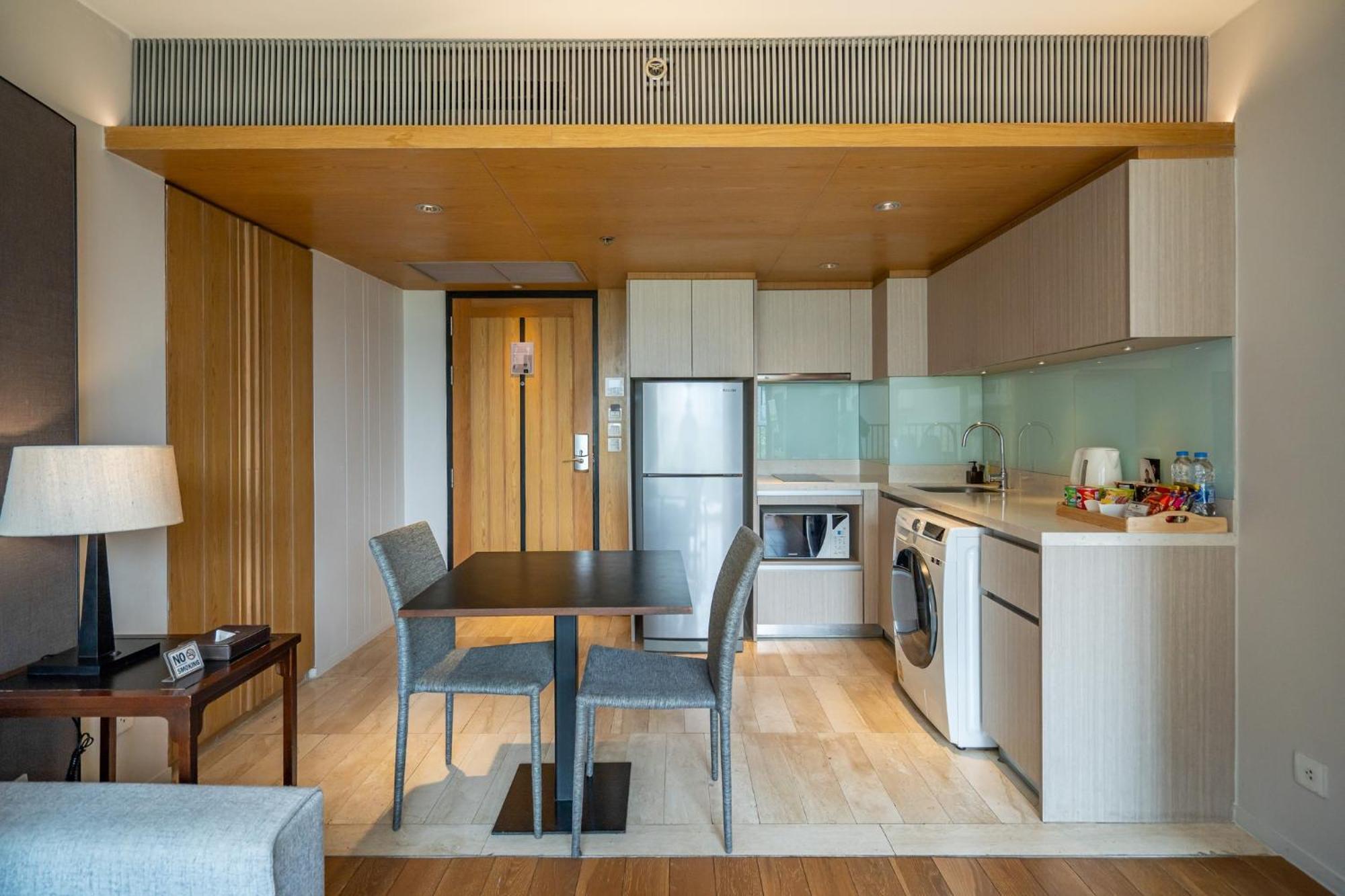 Arcadia Suites Bangkok Buitenkant foto