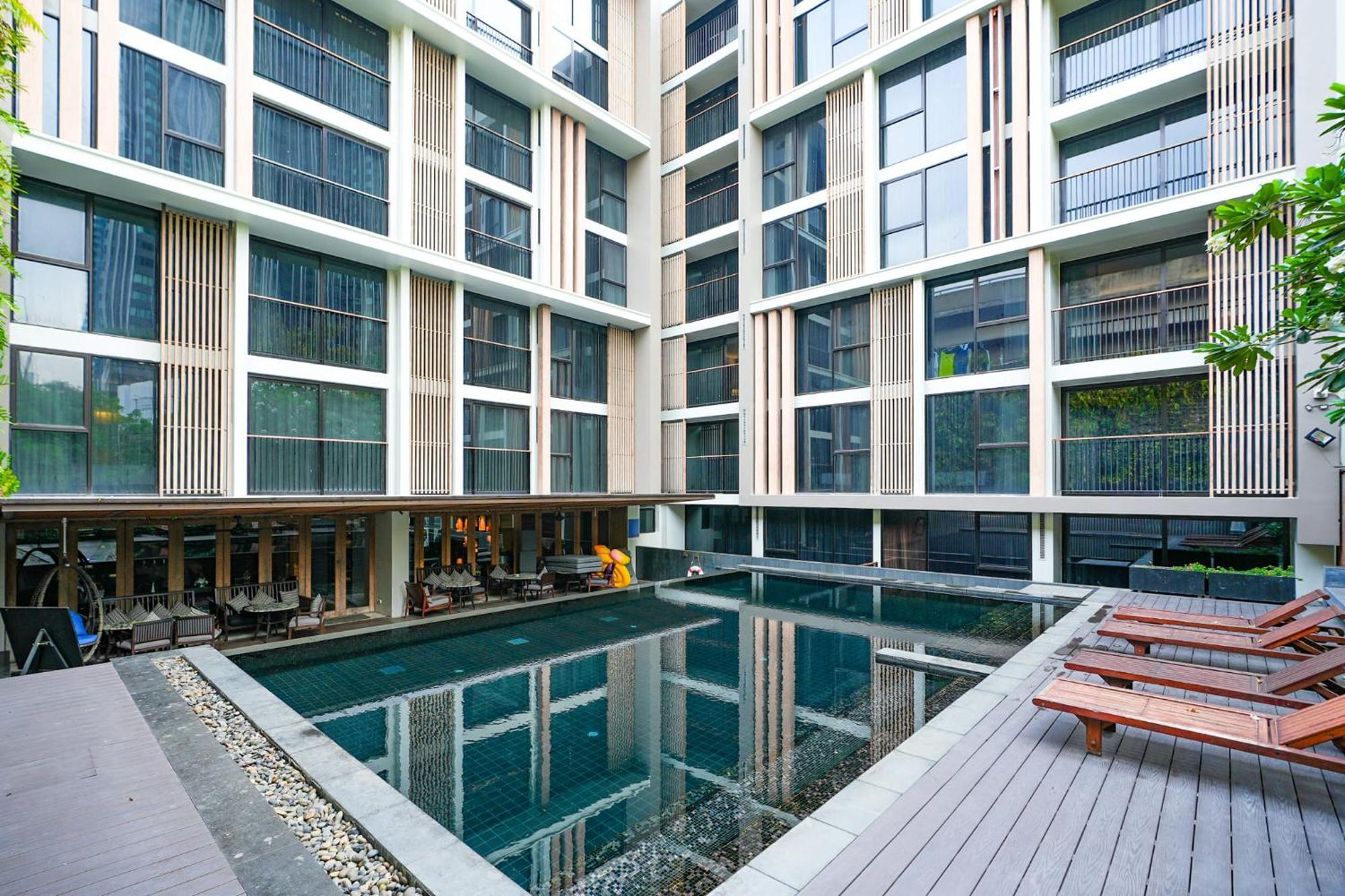 Arcadia Suites Bangkok Buitenkant foto