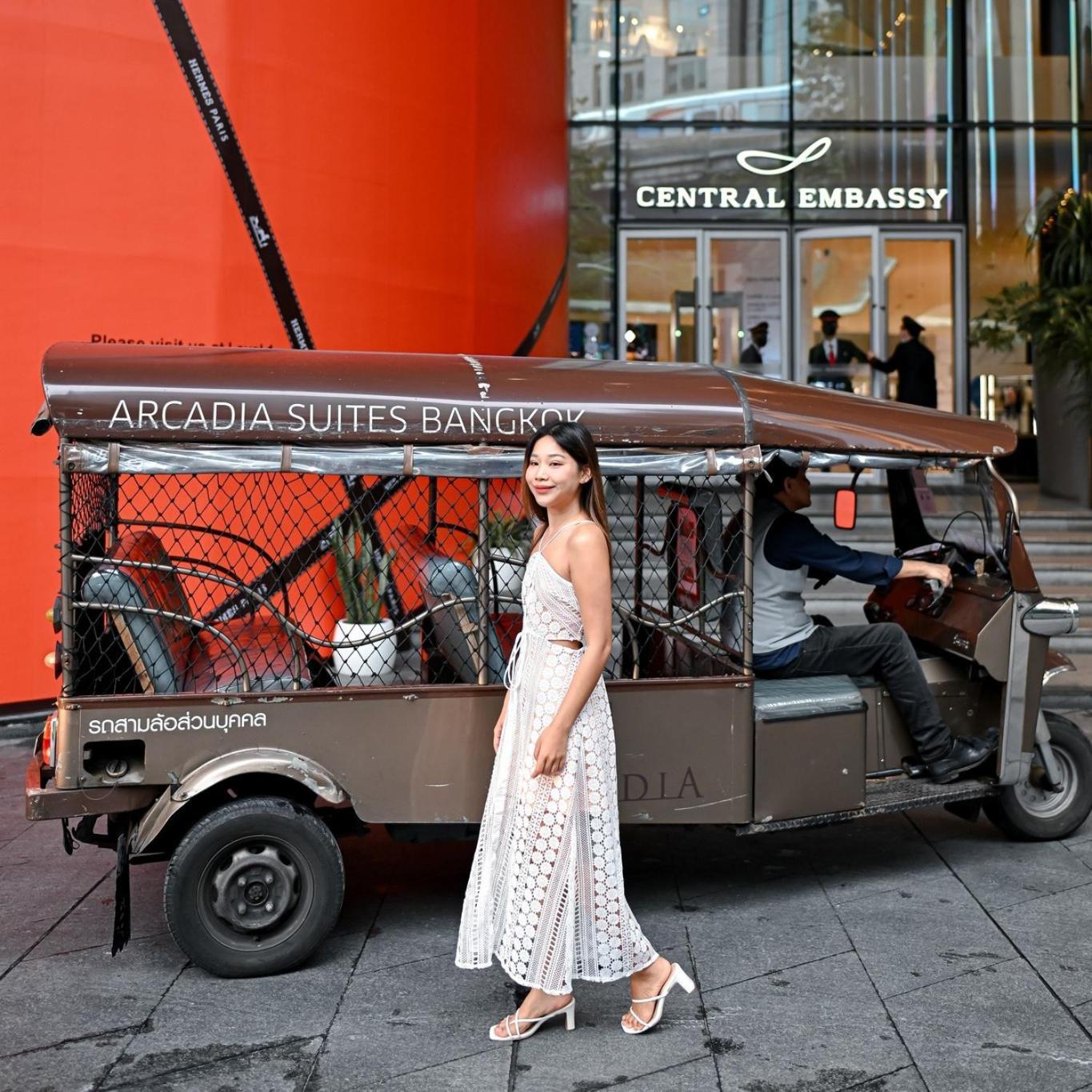 Arcadia Suites Bangkok Buitenkant foto