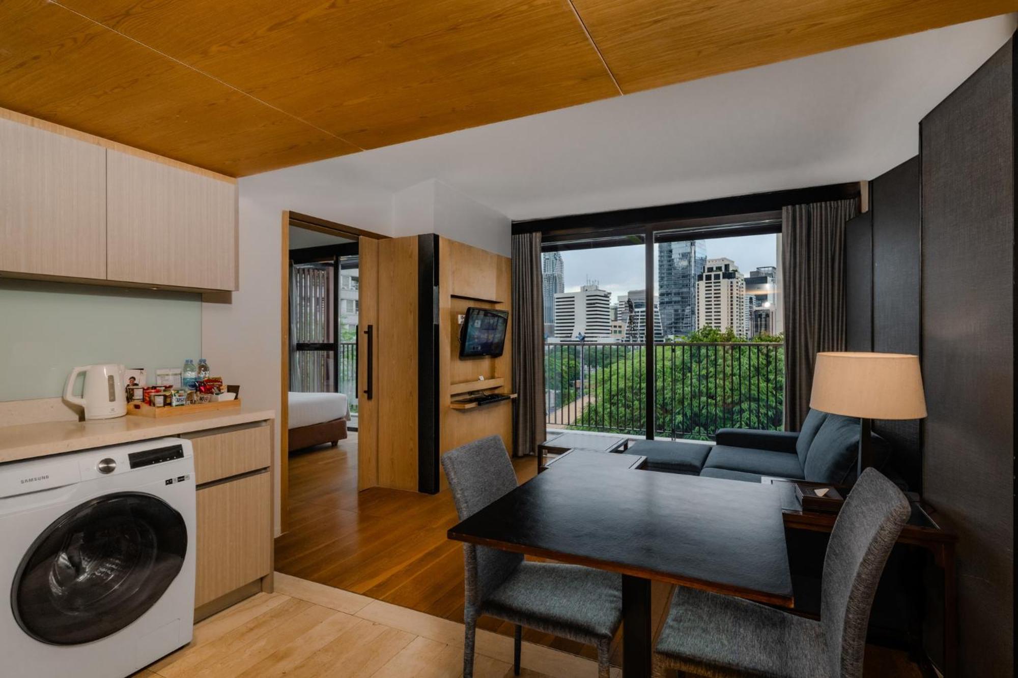 Arcadia Suites Bangkok Buitenkant foto