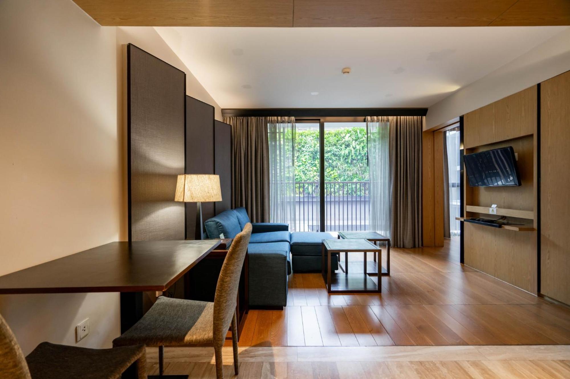 Arcadia Suites Bangkok Buitenkant foto
