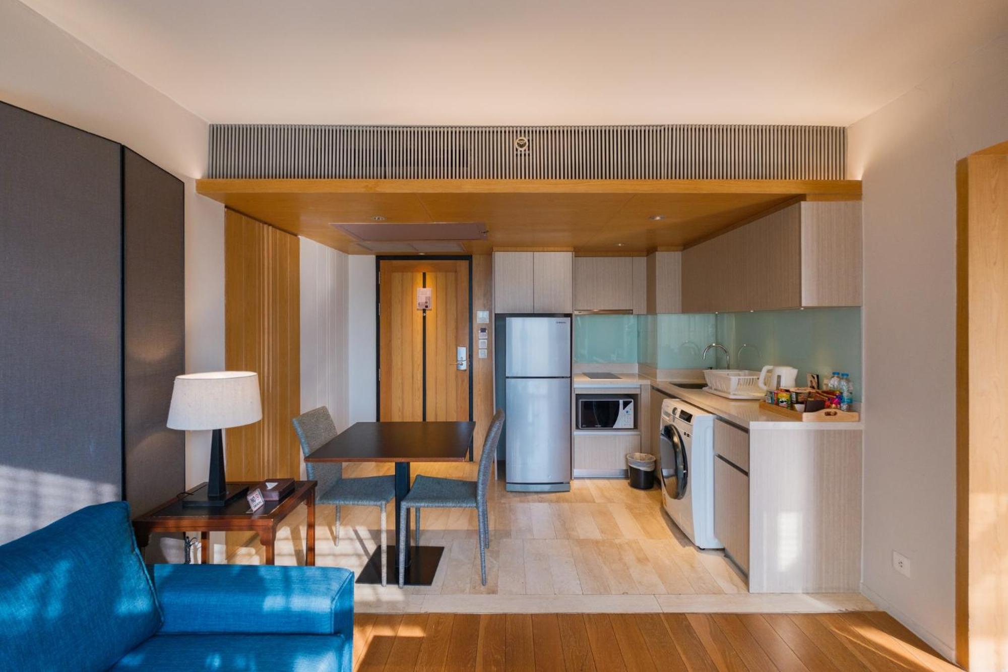 Arcadia Suites Bangkok Buitenkant foto