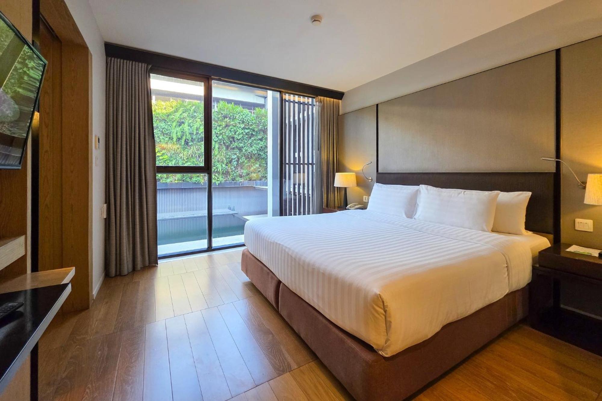 Arcadia Suites Bangkok Buitenkant foto