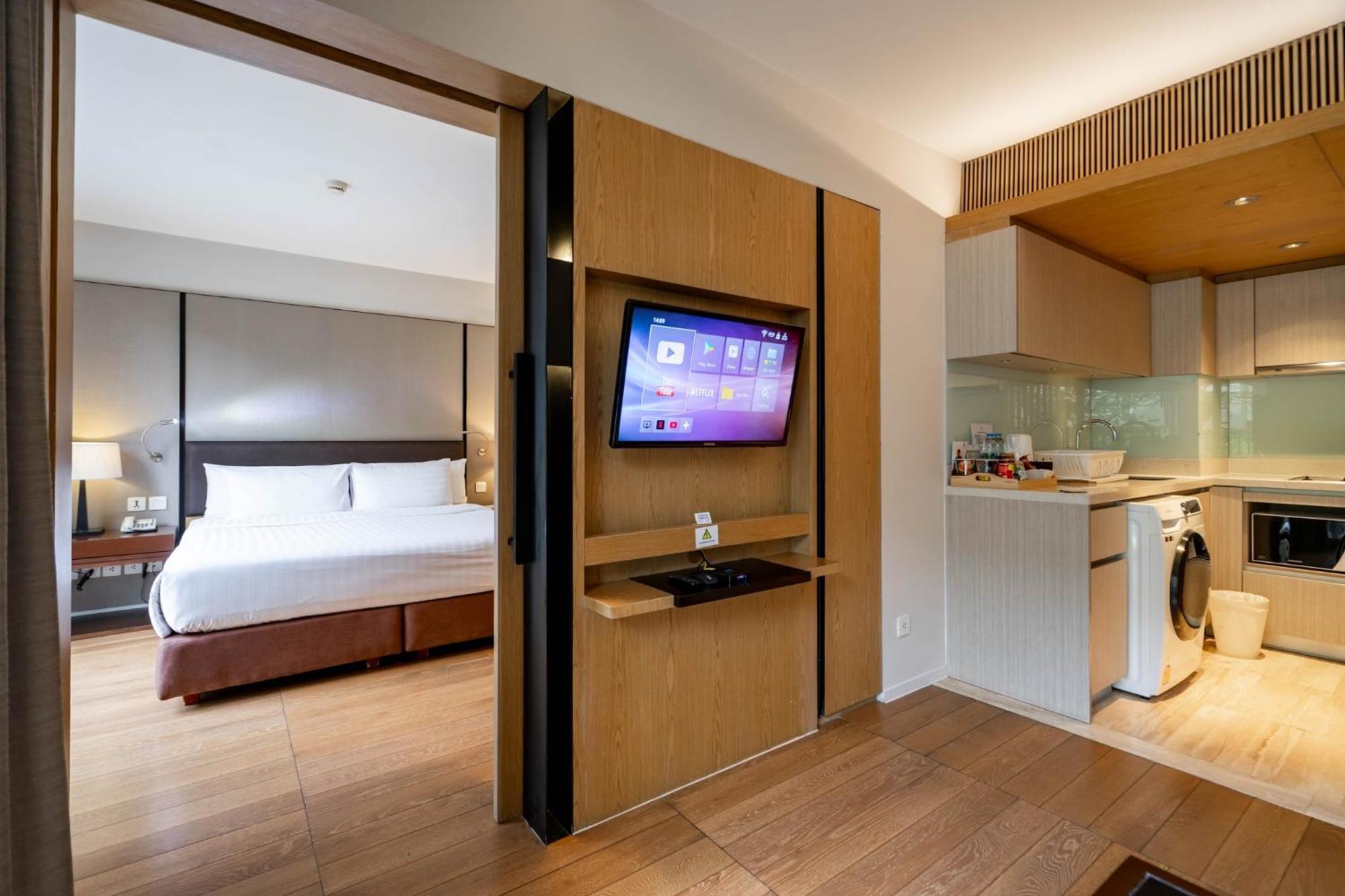 Arcadia Suites Bangkok Buitenkant foto