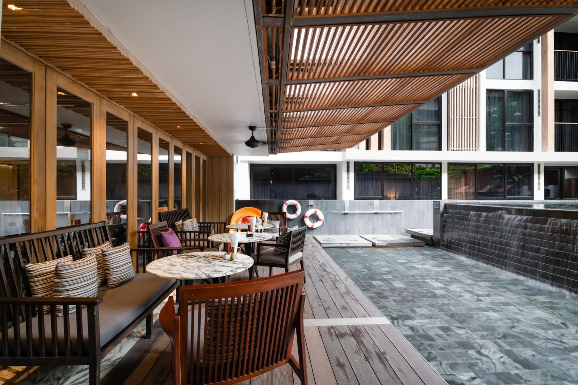 Arcadia Suites Bangkok Buitenkant foto
